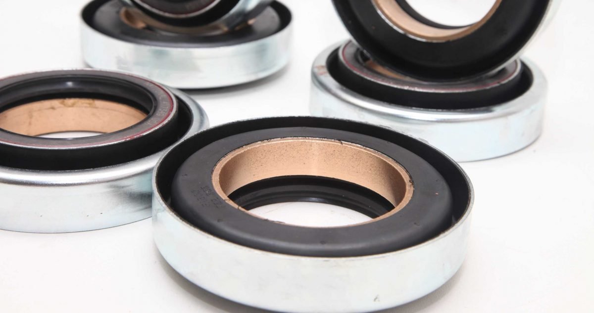 Transfer case seals